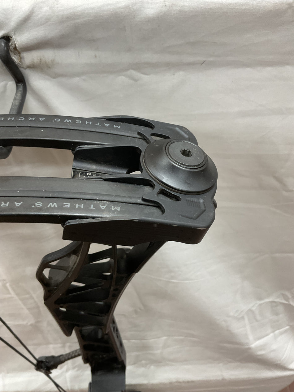MATHEWS LIFT 29.5 - LH/BLACK/55-80# - #ML29.5LHB5580 - 40 - USED BOW!!!