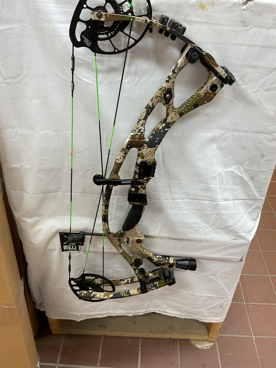 HOYT RX7 - RH/Sitka SubAlpine/80 - HRX7RHHSS70 - 18 - USED BOW!!!!!