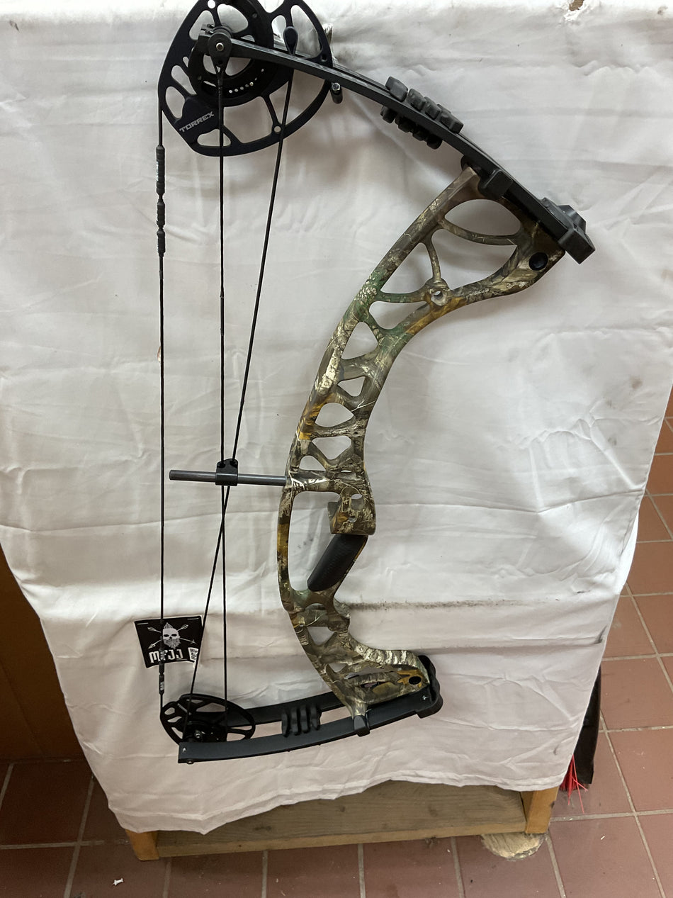 Hoyt Torrex/Realtree/RH-HTRHRT60-PodiumOutlet-65
