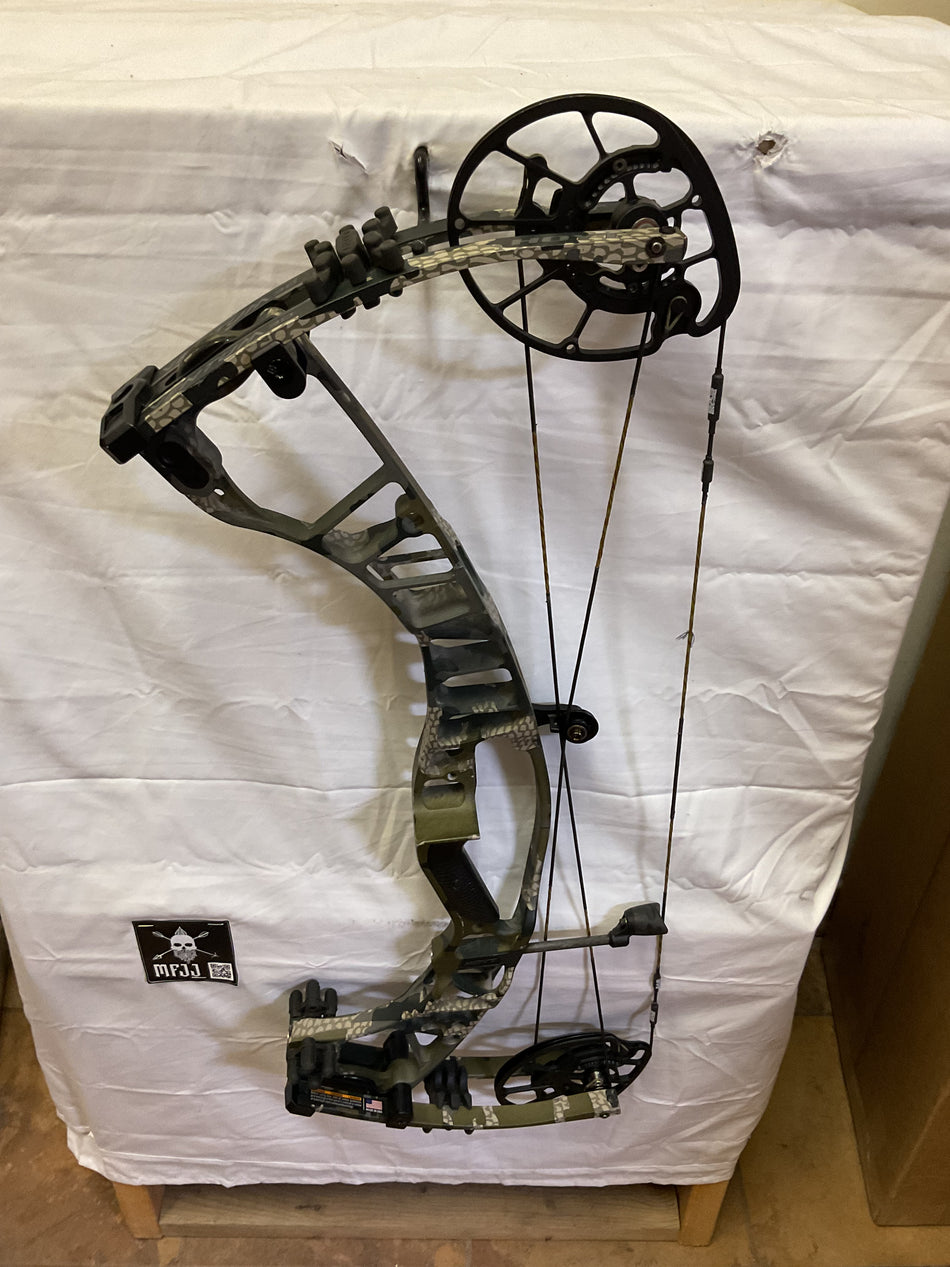 HOYT VENTUM PRO 30 - RH/KUIU VERDE/70 - HVP30RHBKV70-7 - USED BOW
