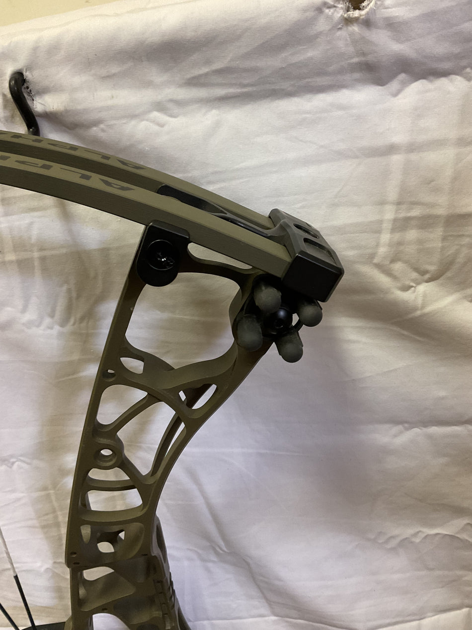 HOYT ALPHA X 33 - LH/TOMBSTONE/70 - HAXLH33T70- 7 - USED!!!