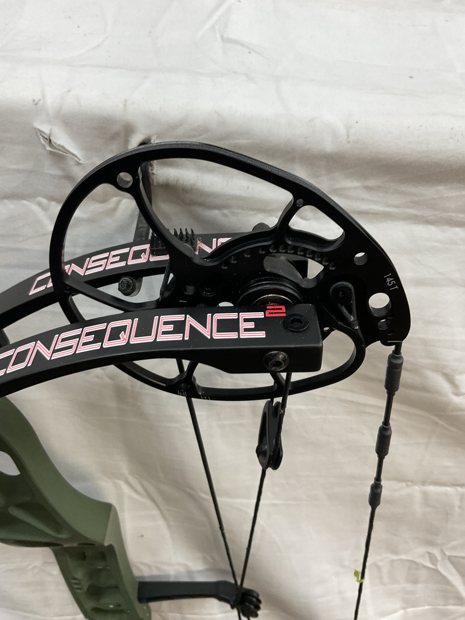 DARTON CONSEQUENCE 2 -RH/OD Green/70 - DC2RHFB70 -6 - USED BOW!!!