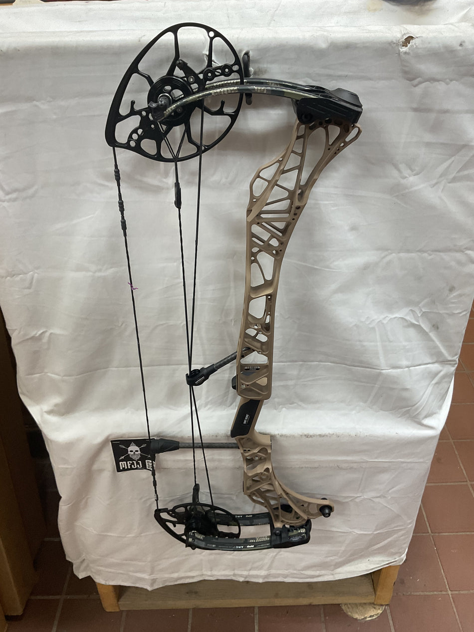MATHEWS LIFT X 29.5 - RH/Earth-Kuiu/55-80# - #MLX29.5RHEK5580-45-USED BOW!!!