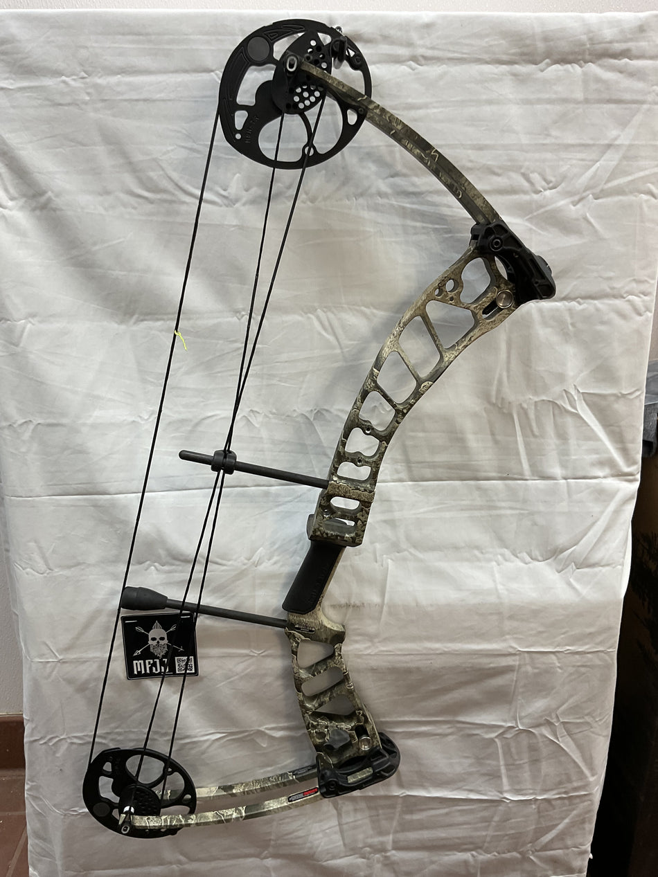 MISSION SWITCH - RH/REALTREE EXCAPE/70 - #MSRHRE70 - 1 - USED BOW!!!