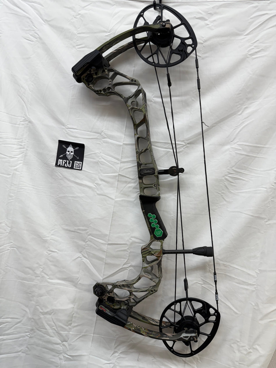 MATHEWS TX-5 UA ALL SEASON - RH/UA ALL SEASON/70# - MTX5RHUAS70-1 - USED BOW!!!