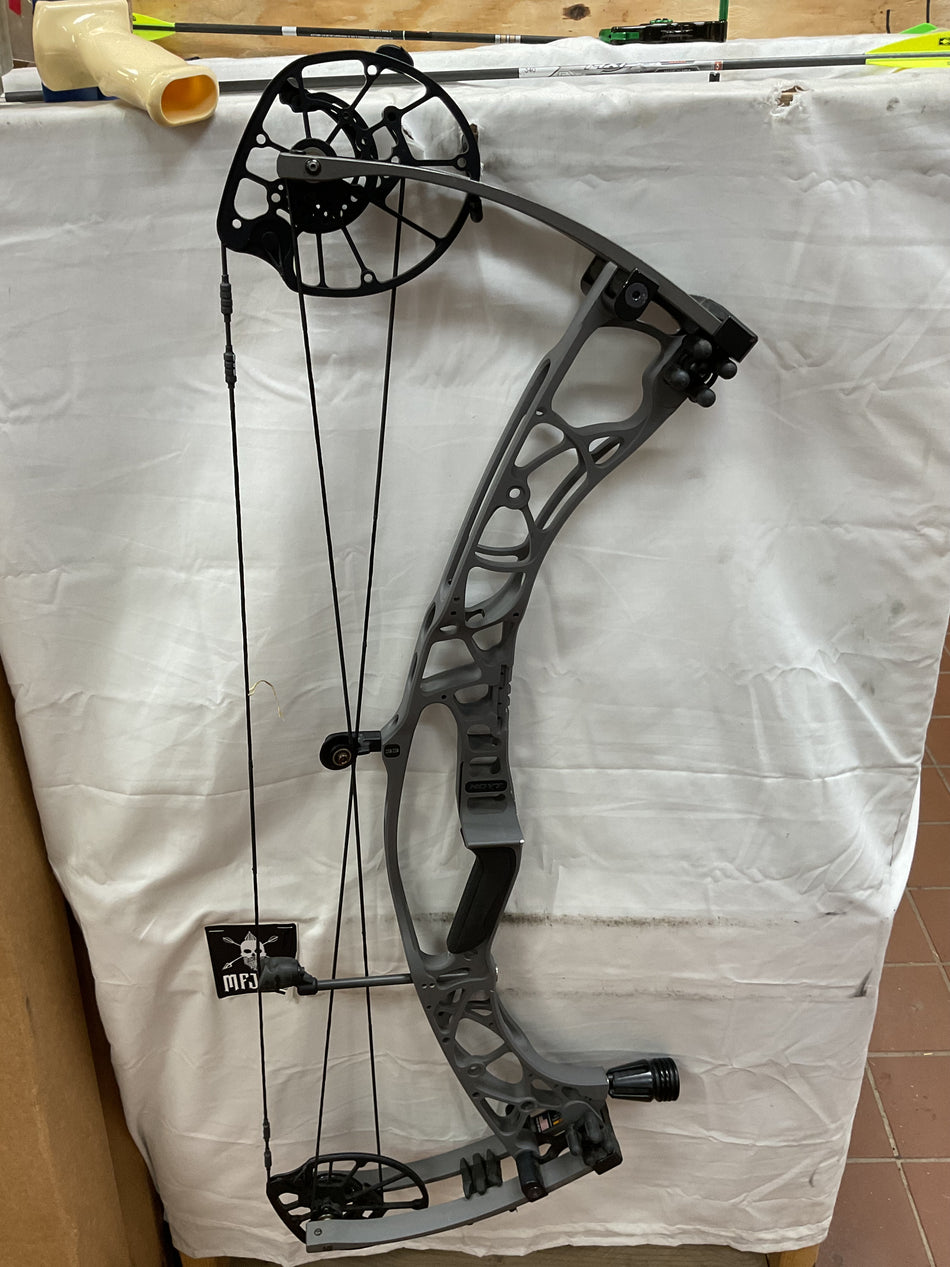 Hoyt Alpha X 33/Tombstone/LH-HAX33TS70-PodiumOutlet-53