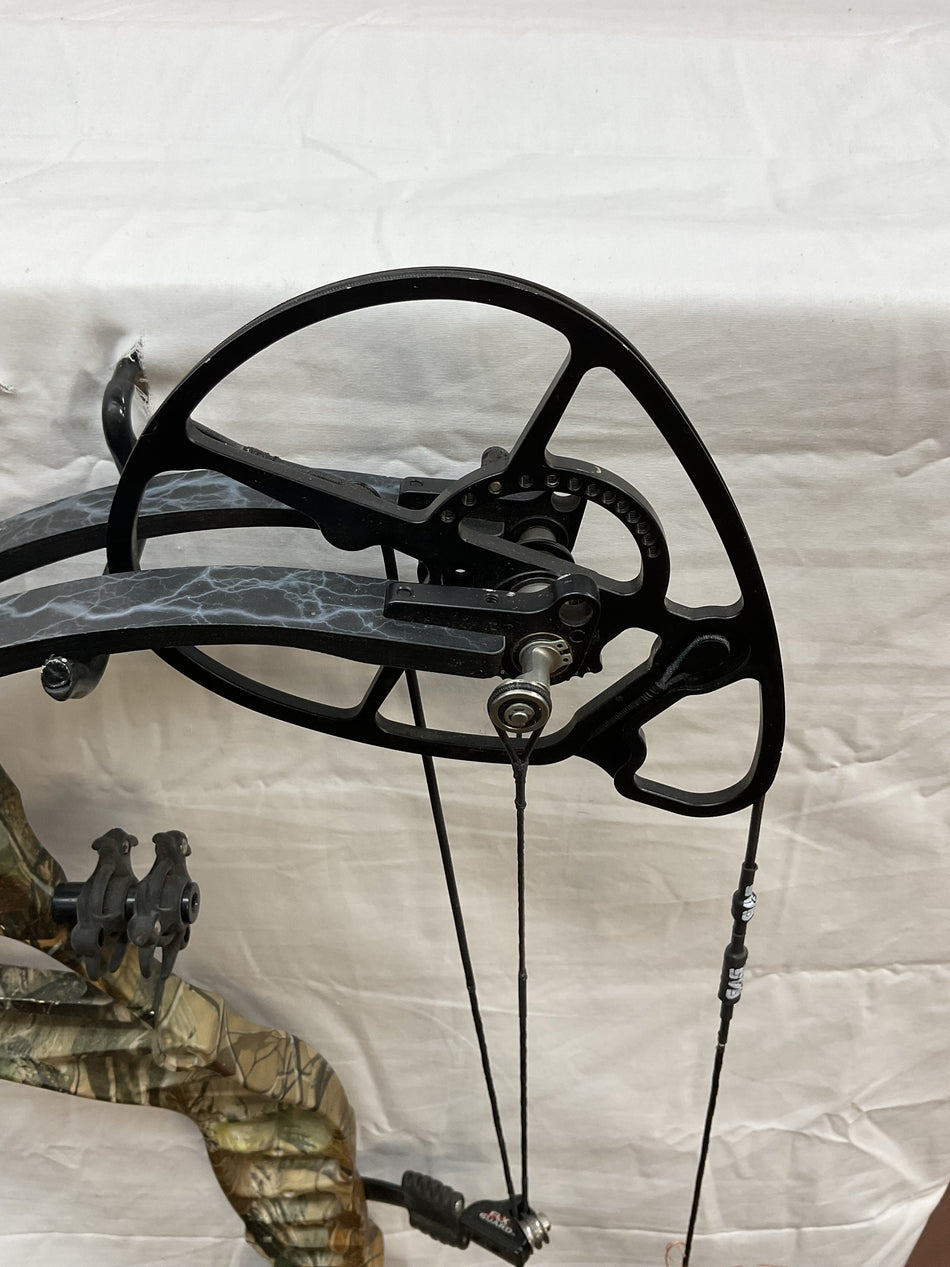 BOWTECH RPM 360 RH/REALTREE - LIGHTING/70 - EORHOGBLK70-2 - USED!!!