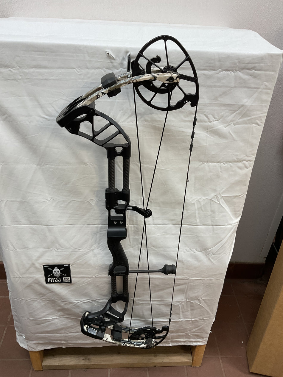 PRIME FORM 34 - RH/BLACK-KINGS XK7/70 - PRMFRM34RHBLKKXK70-2 - USED BOW!!!