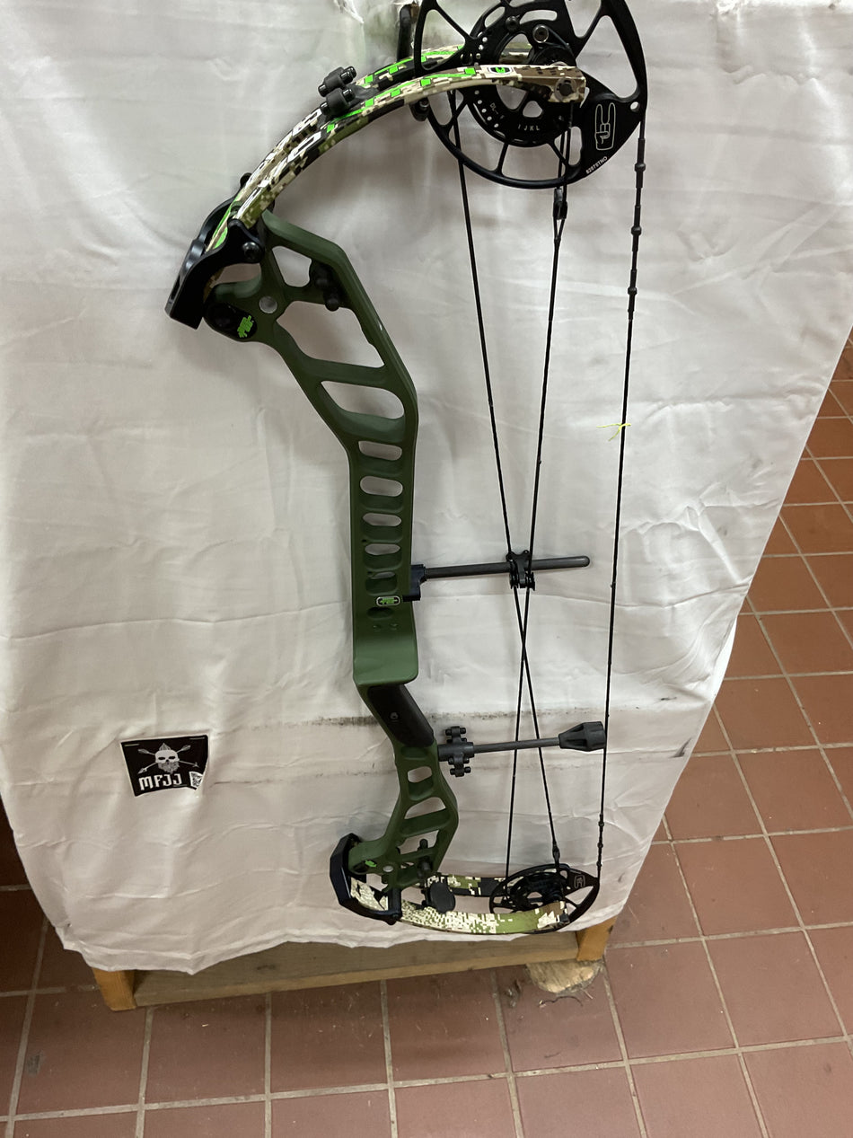 PSE EVO NTN 33 - RH/Green/70 - PEN33RHG70 - 9 - USED!!!