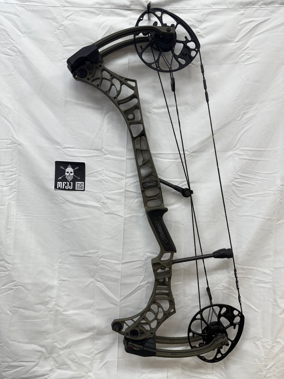 MATHEWS PHASE 4 29 - RH/AMBUSH/75 - MP4RH29A75 - 2 - USED BOW!!!!