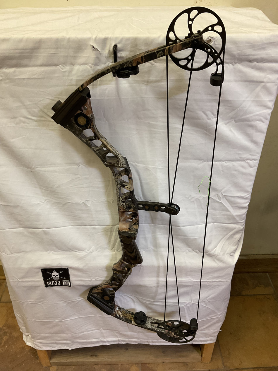 MATHEWS SWITCHBACK  - RH/LOST/60-70# - #MSBRHL2960 - 4 - USED BOW!!!!