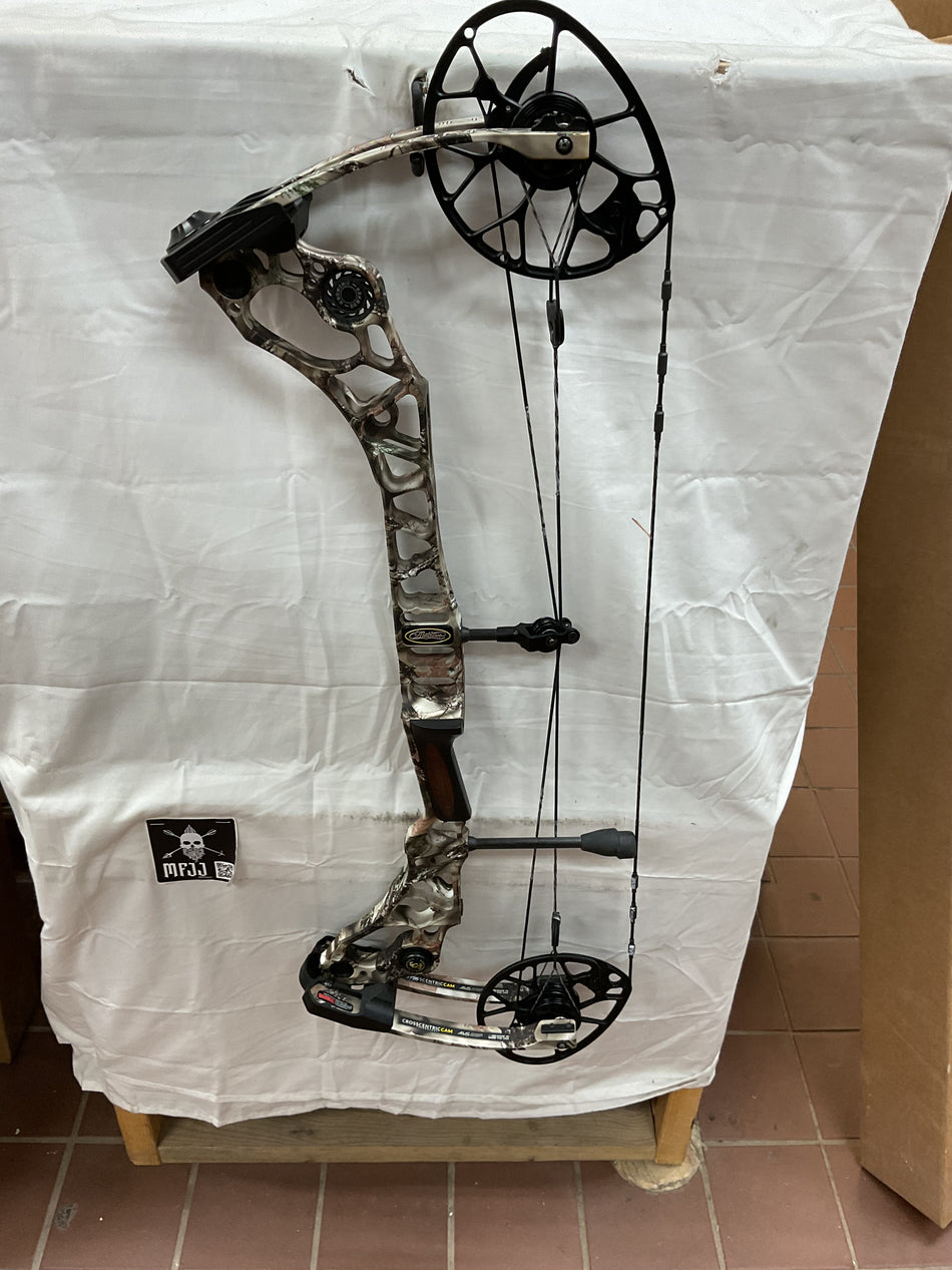 MATHEWS HALON 32 6 - RH/Lost Camo/60 - MH326RHLC60 - 13 - USED BOW!!!!