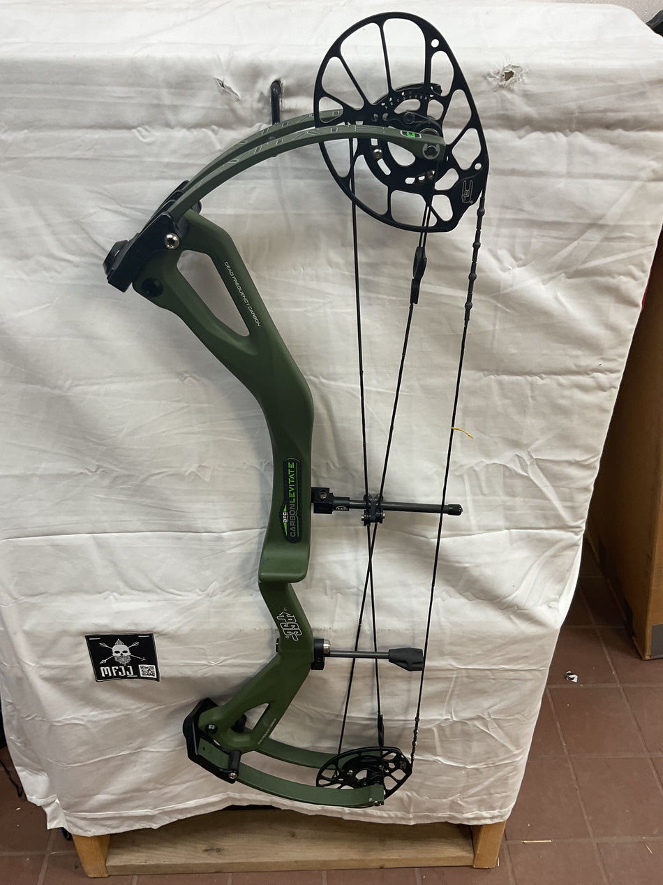 PSE LEVITATE - RH/GREEN/70 - #PSELBS0-4 - USED BOW!!!!