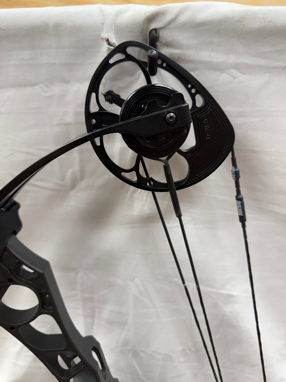 MATHEWS TRX 36 - RH/Stone/60 - MTRX36RHB60 - 5 - USED BOW!!!!!