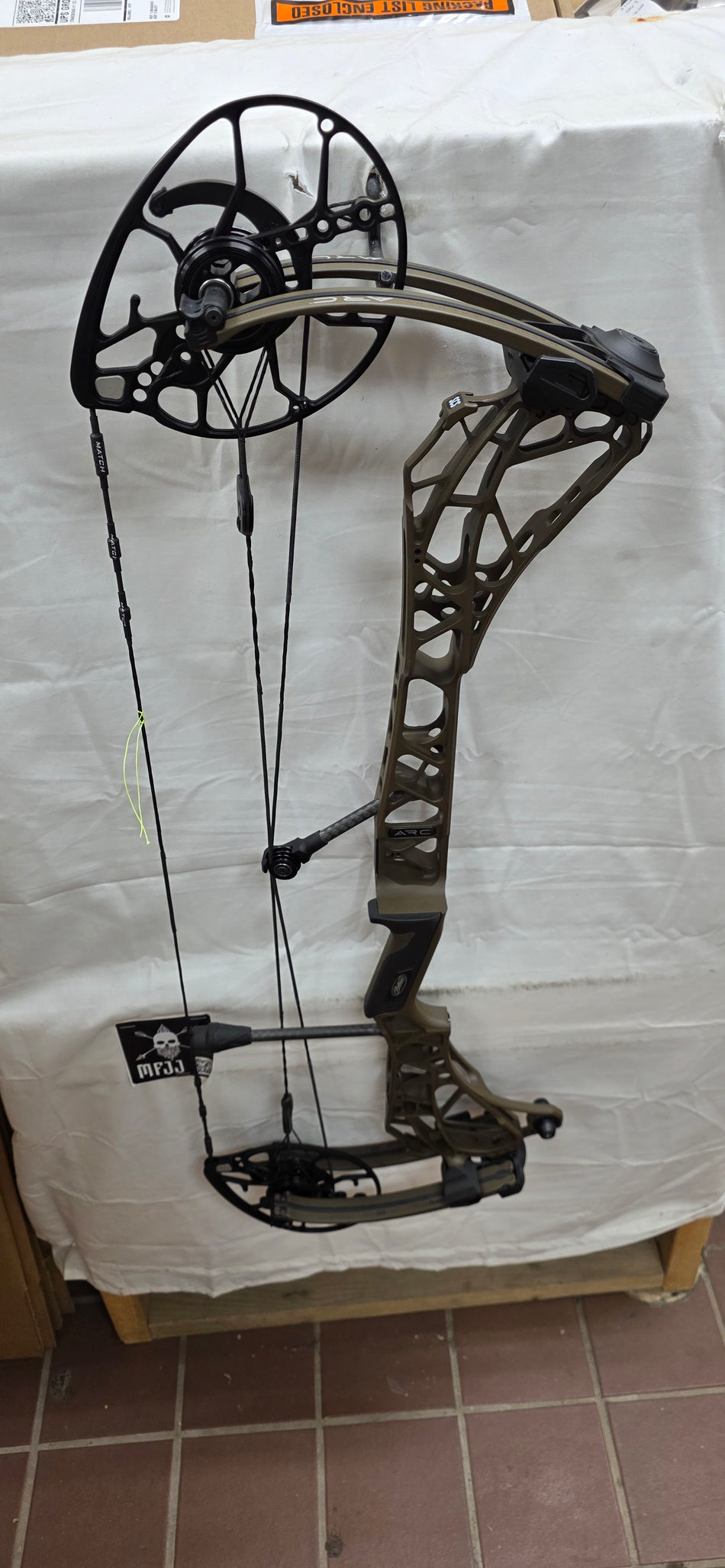 MATHEWS ARC 30 - LH/KODIAK/80# - #MA30LHK80 -1 - USED BOW!!!