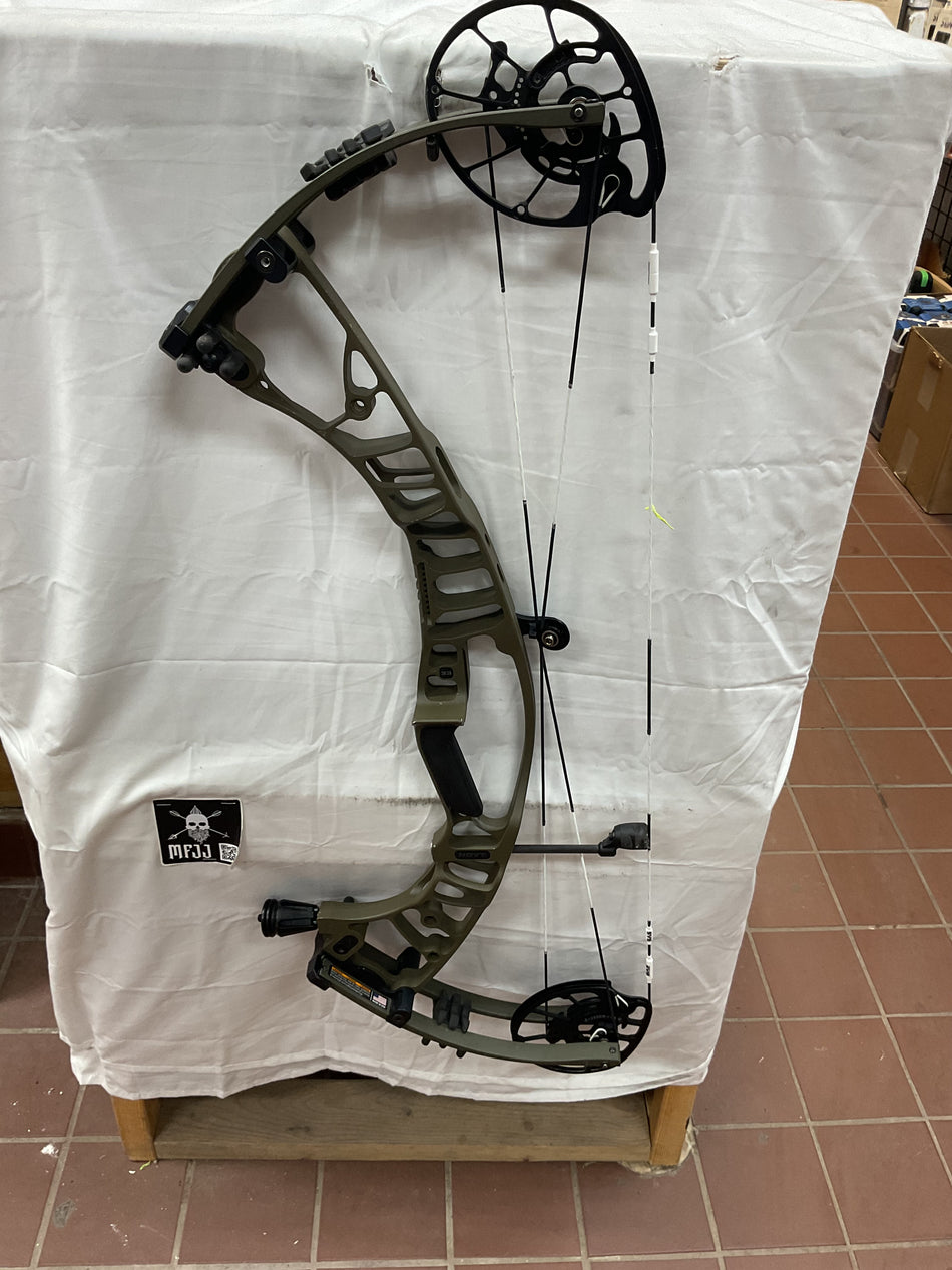 HOYT VENTUM PRO 33 - RH/WILDERNESS/70 - HVP33RHW70- 11- USED BOW!!!!