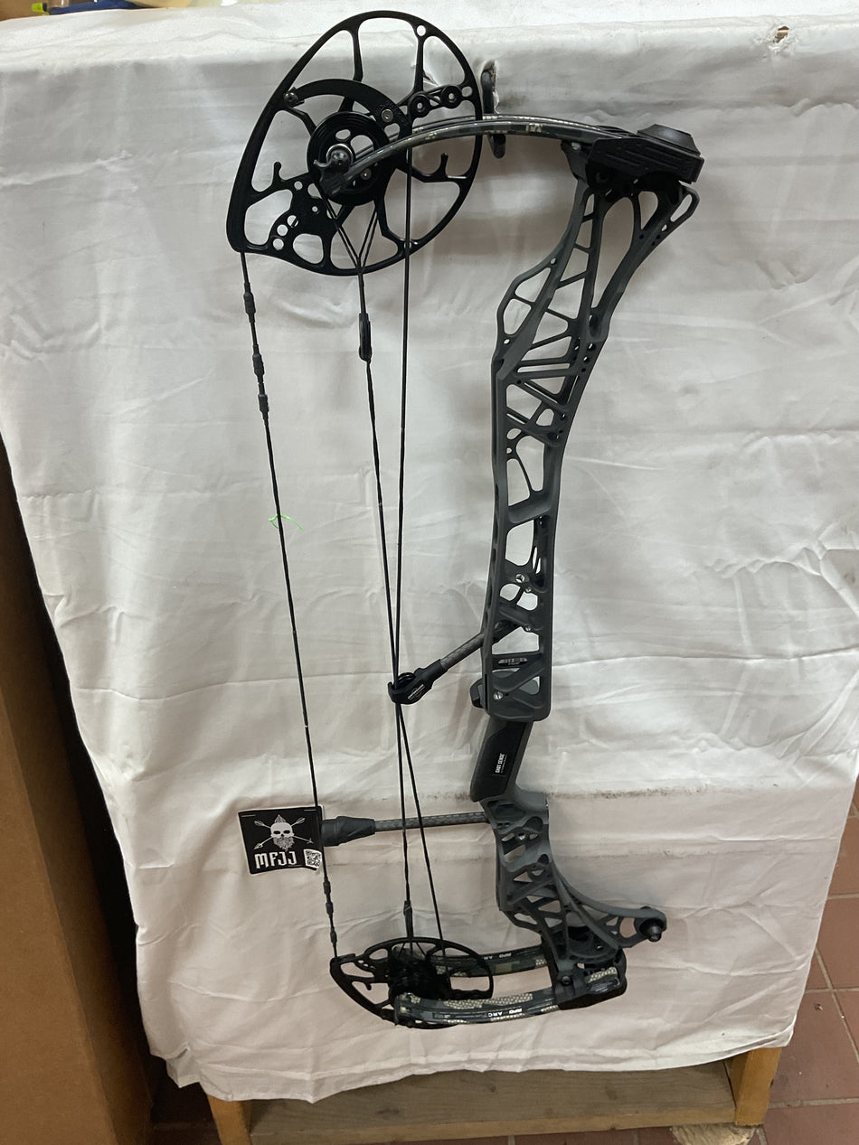 MATHEWS LIFT X 29.5 - RH/Shale-Kuiu/55-80# - #MLX29.5RHSK5580-38-USED BOW!!!