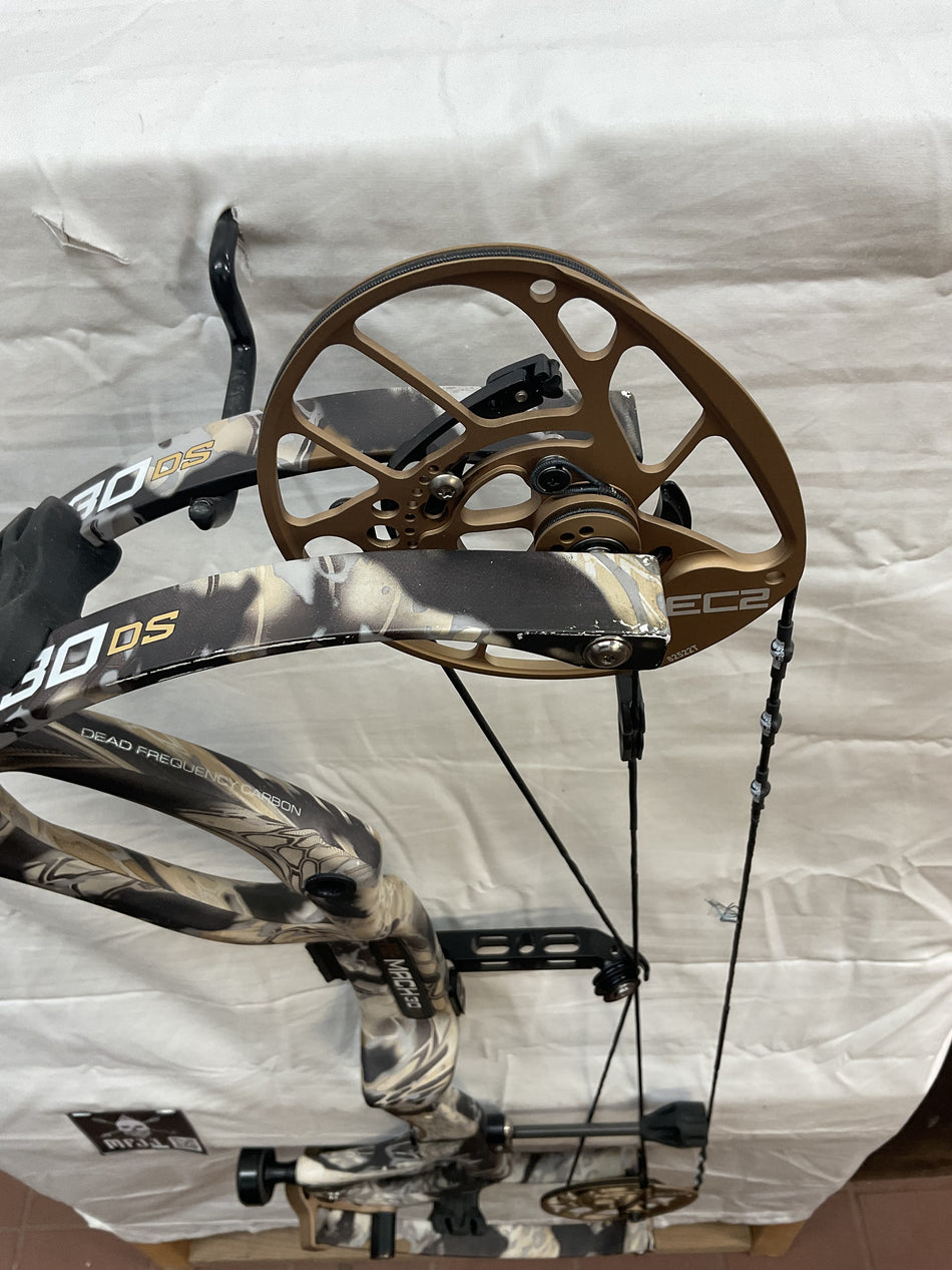 PSE MACH 30 DS - RH/KRYPTEK SKYFALL/70 - RHPM30DS70 - 3 - USED BOW!!!