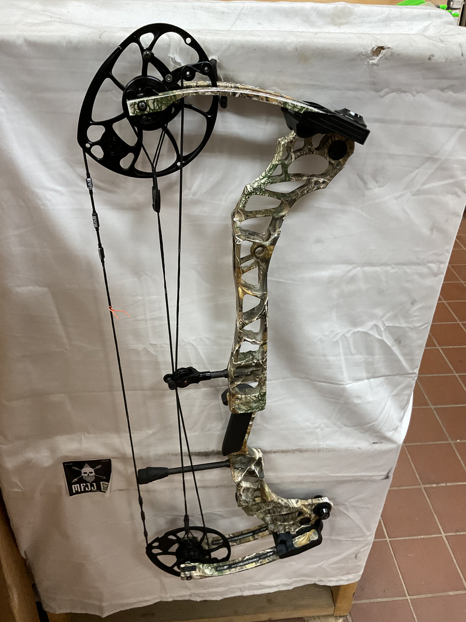 MATHEWS VERTIX - RH/Realtree/60-75# - #MVRHRT75 - 13 - USED BOW!!!