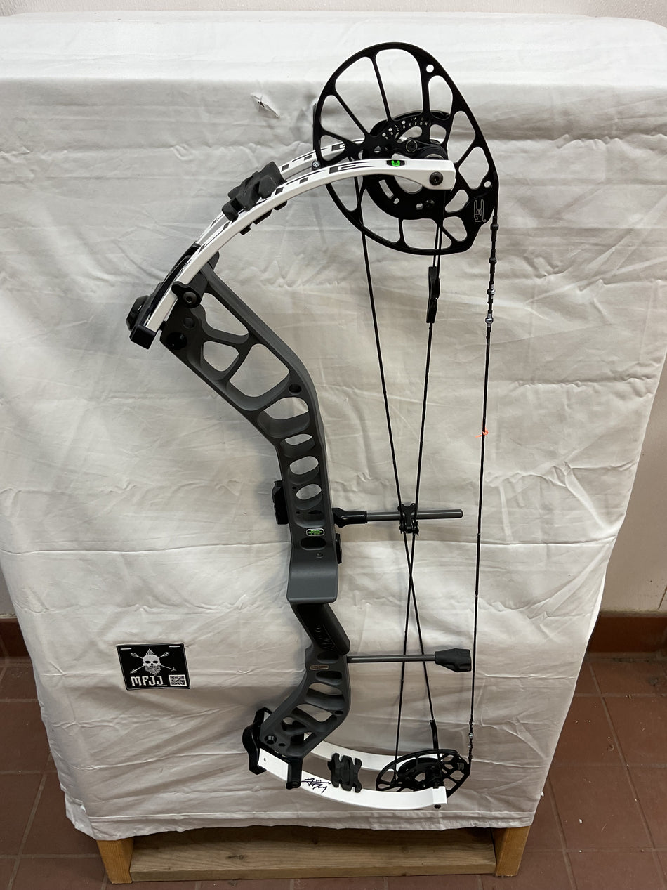 PSE UNITE - RH/STONE GRAY-WHITE/70# - #PSEUTRHSGWT70 - 2 - USED!!!