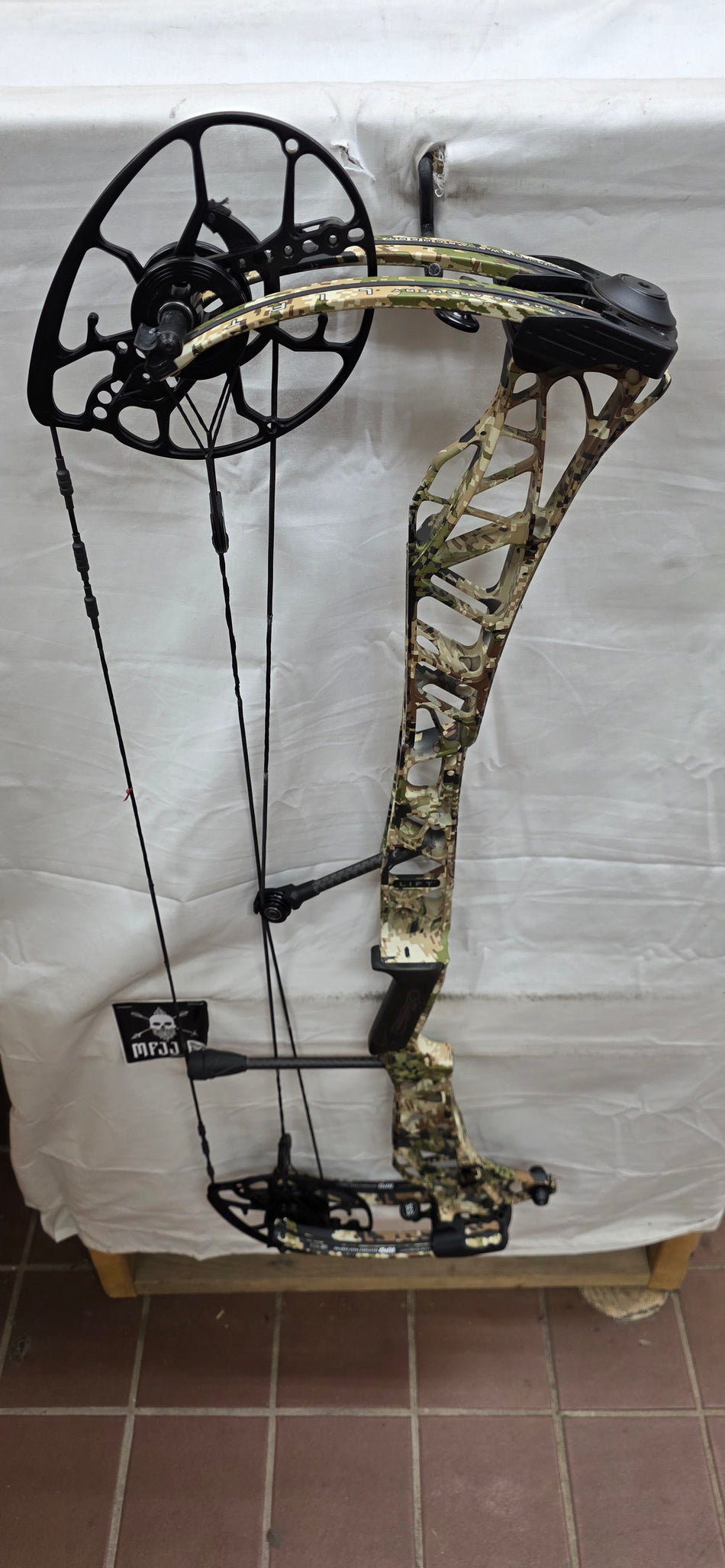 MATHEWS LIFT 33  - LH/SUBALPINE/55-80# - #ML33LHS5580 - 61 - USED BOW!!!