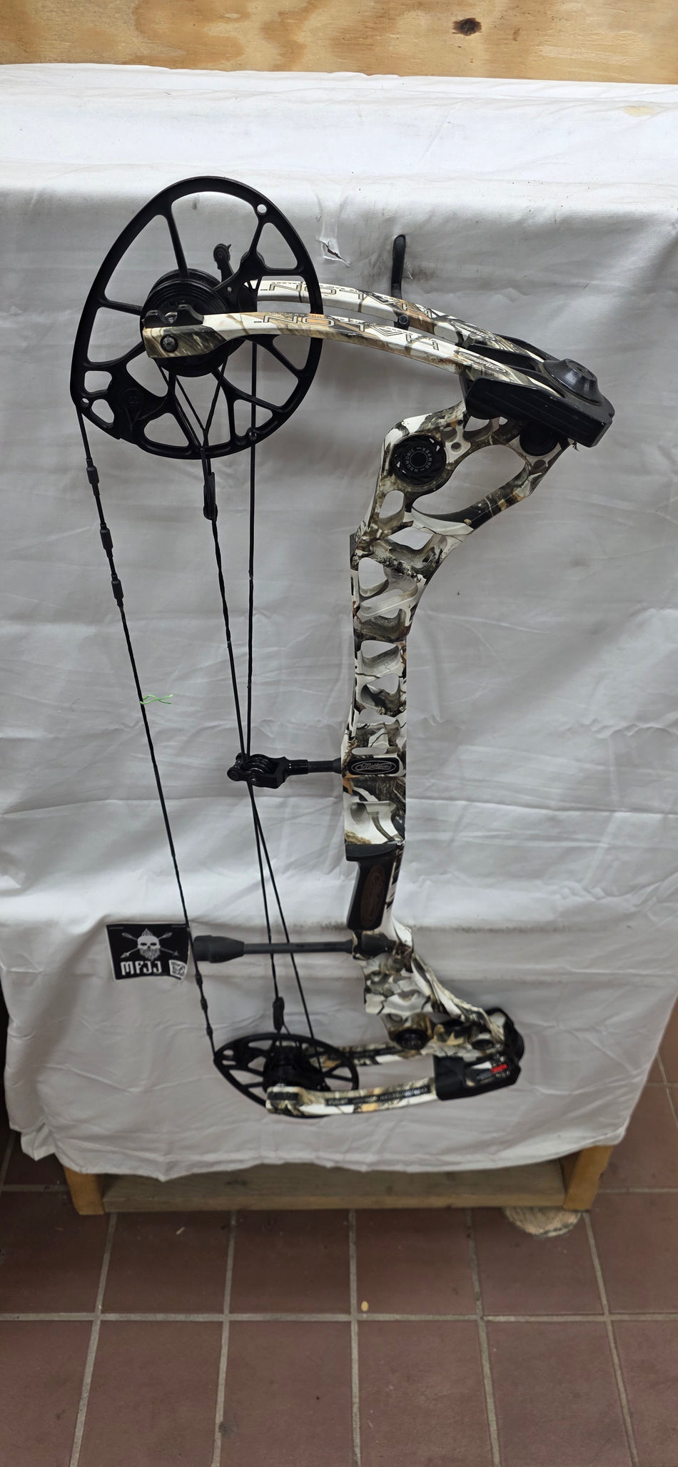 MATHEWS HALON 32 6 - LH/Lost Camo OT/70 - #MH326LHLCOT70 - 14 - USED BOW!!!!