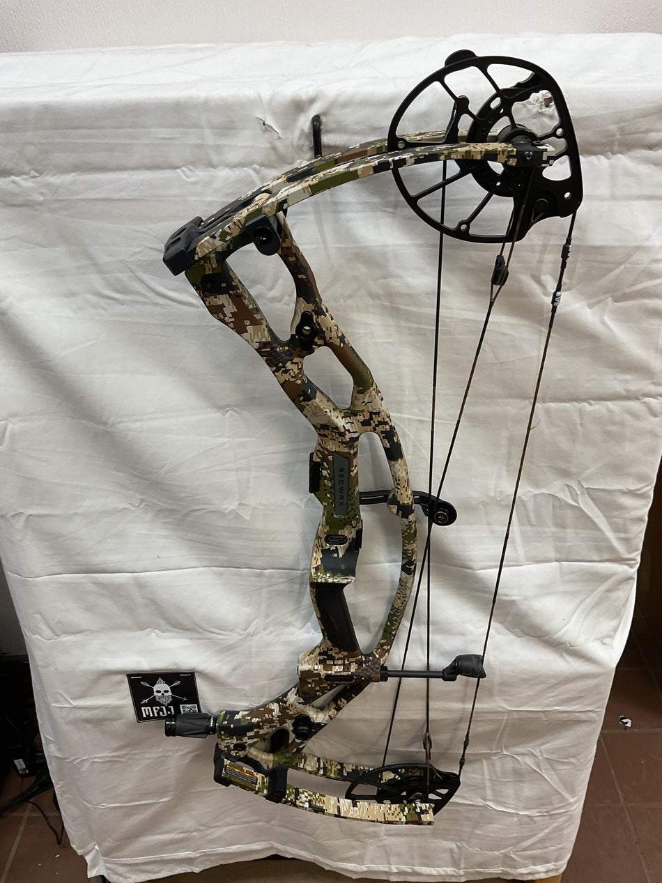 HOYT RX9 - RH/SITKA SUBALPINE/75 - #HRX9RHSS75 - 6 - USED BOW!!!