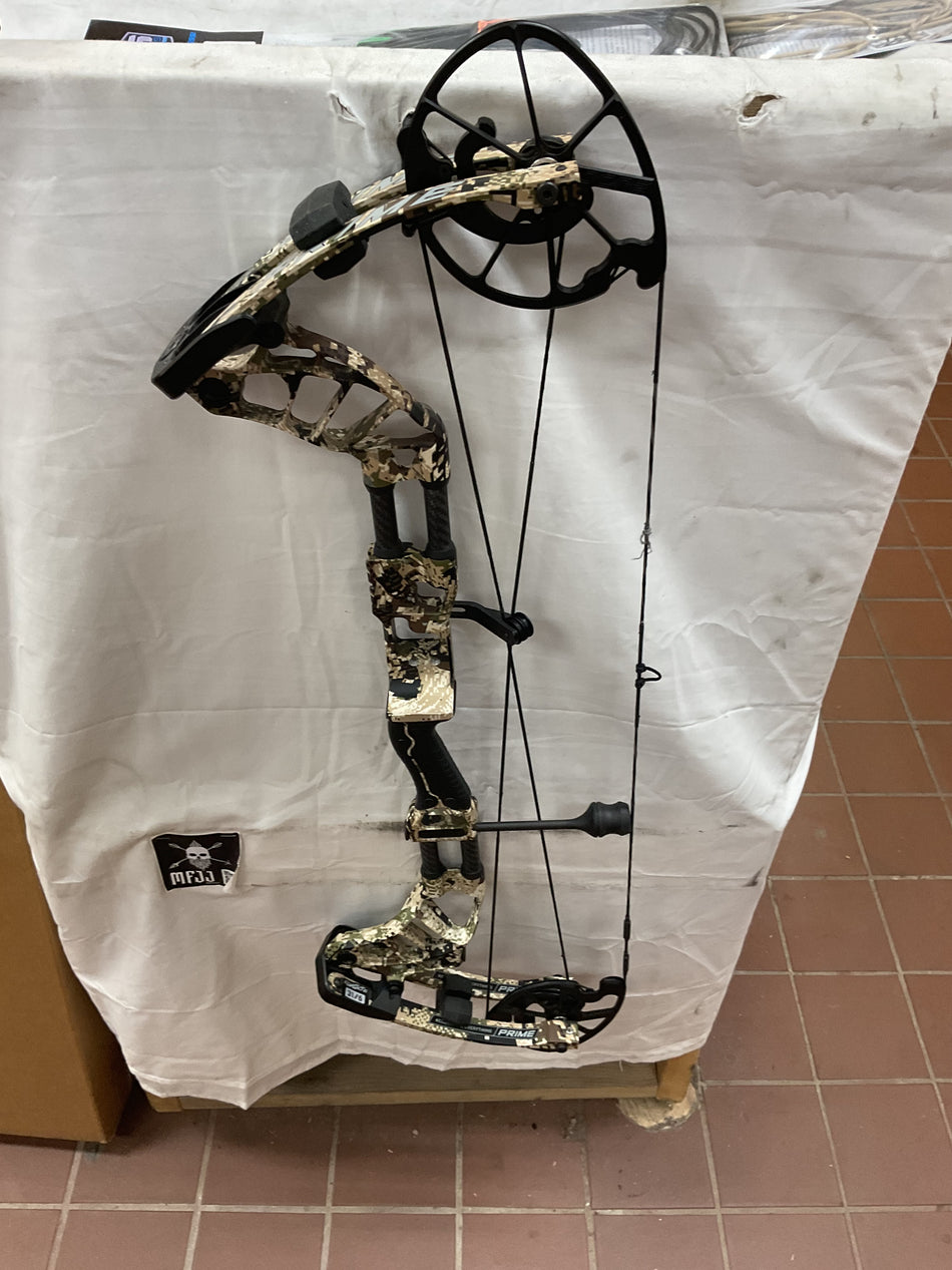 PRIME Divide 31 - RH/Sitka Subalpine/70 - PRMDVDE31RHSSA70- 3 - USED BOW!!!