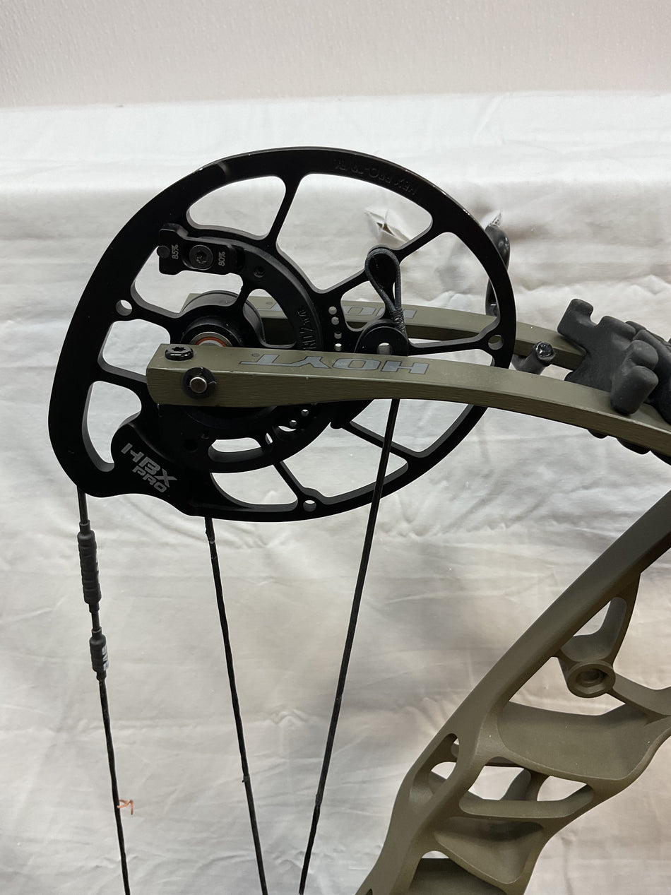 HOYT VENTUM PRO 30 - RH/WILDERNESS/70 - HVP30RHWILD70-3 - USED BOW