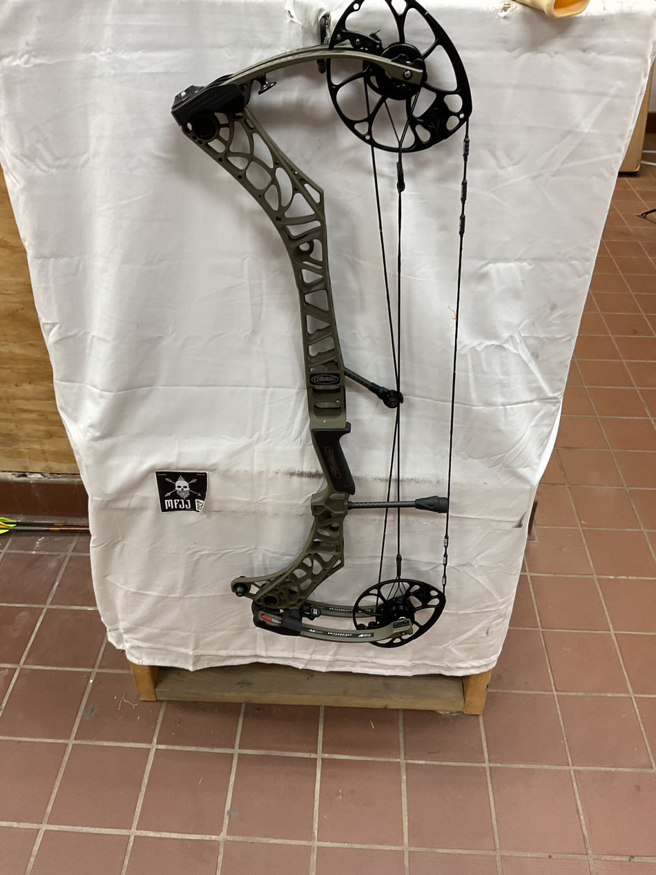 MATHEWS V3 31 - RH/Ambush/60-75# - #MV331RHA75 - 18 - USED BOW!!!