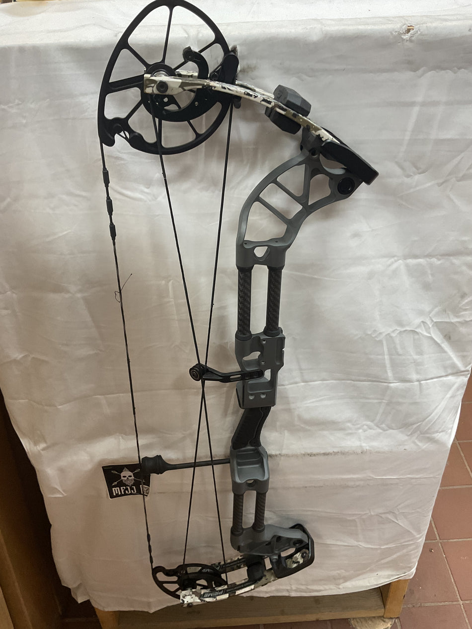 PRIME FORM 34 - RH/Grey-Kings XK7/70 - PRMFRM34GKXK770- 15 - USED BOW!!!
