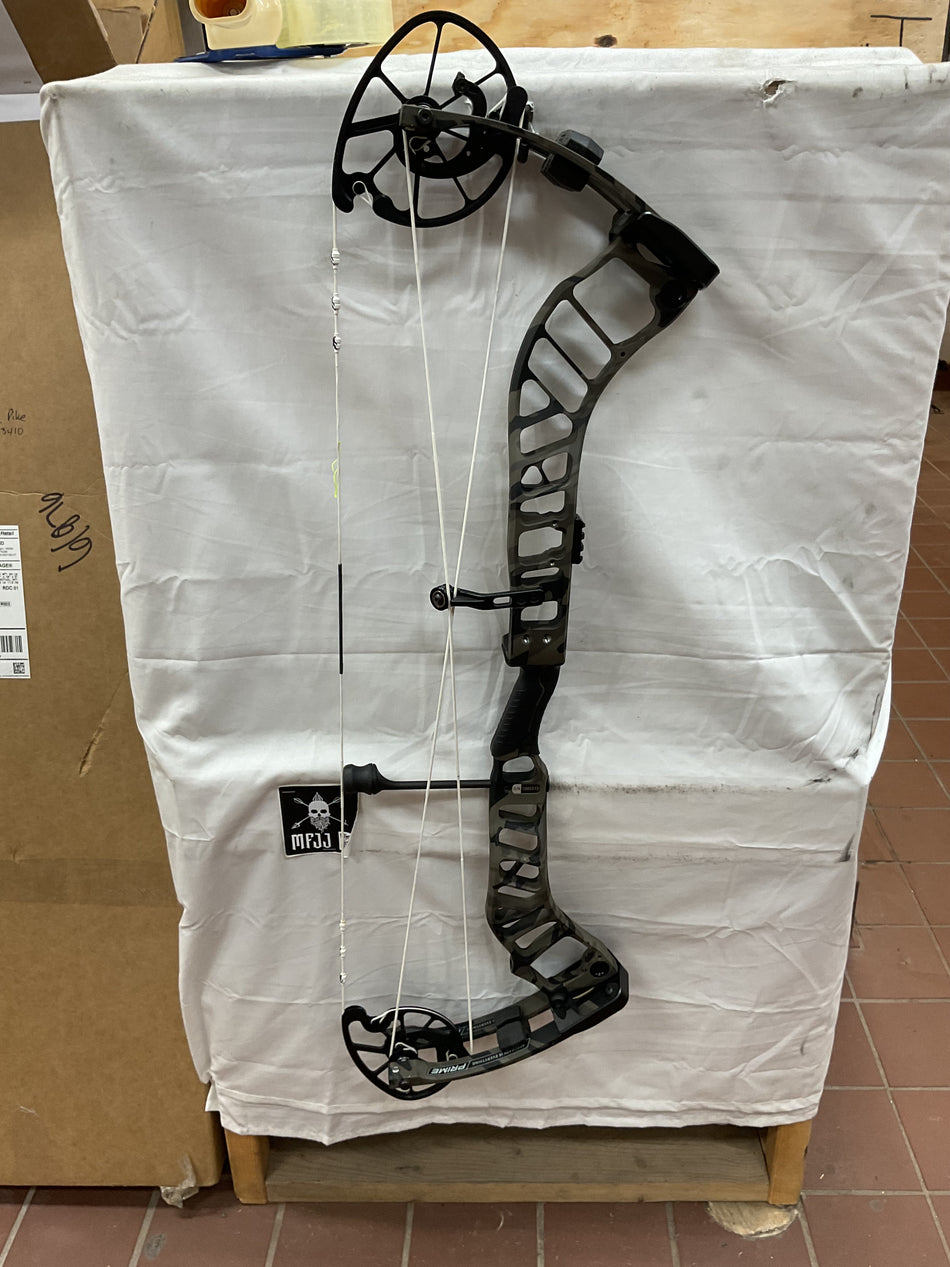 PRIME RVX+ 34 - RH/Scar Green/80 - #PR34MRL80-4 - USED BOW!!!