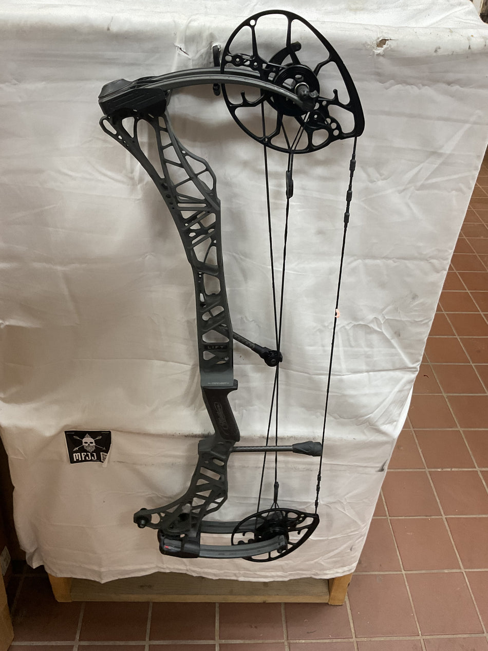MATHEWS LIFT X 29.5 - RH/Shale/55-80# - #MLX29.5RHS5580-51-USED BOW!!!