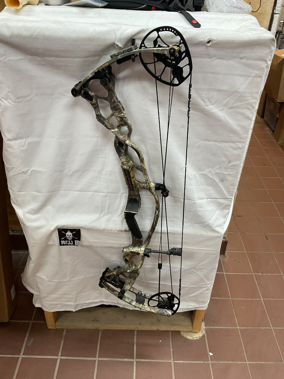 HOYT RX1 ULTRA - RH/REALTREE/70 - HRX1URHRT70 - 16 - USED BOW!!!