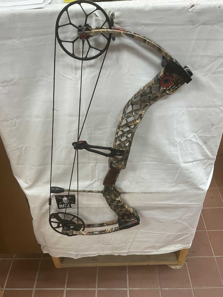 MATHEWS CREED XS - RH/LOST/70# - #MCXSRH29.570 - 6 - USED BOW!!!!