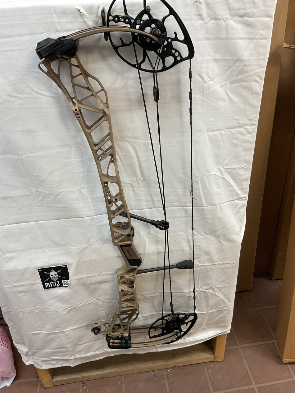 MATHEWS LIFT 33 - LH/EARTH/55-80# - #ML33ELH5580- 48 - USED BOW!!!