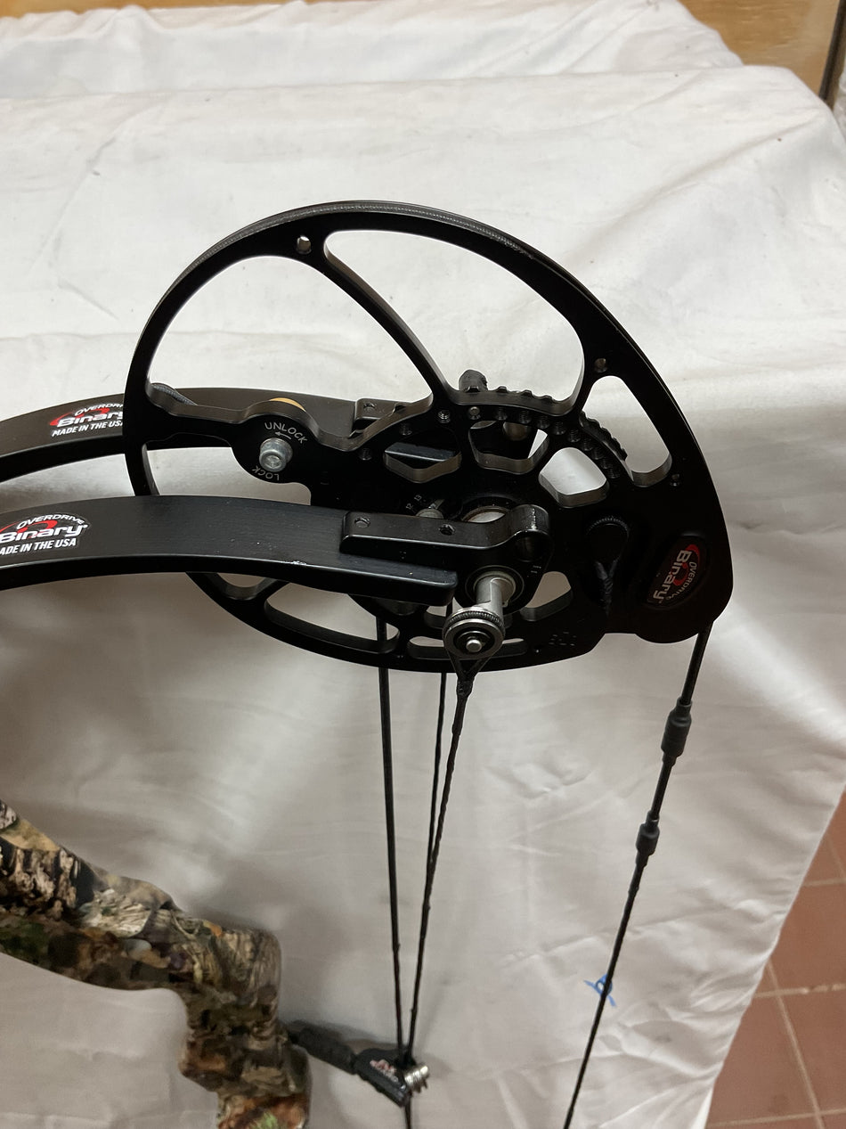 BOWTECH REIGN 6 - RH/BREAK UP-BLACK/70 - BTR6RHBB70 - 3 - USED BOW!!!