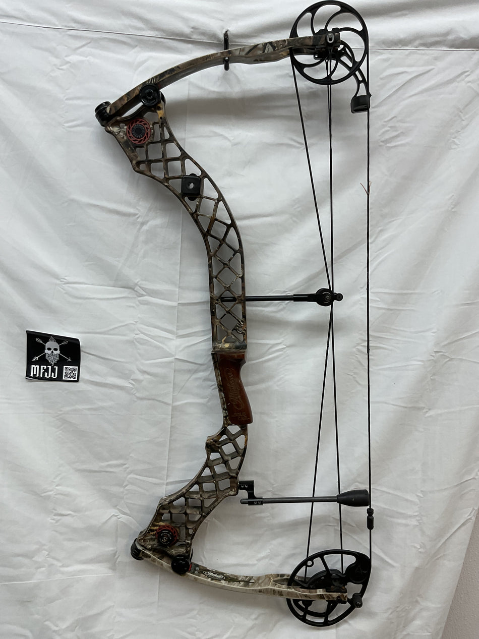 MATHEWS HELI-M LOST - RH/LOST/60-70# - MHERHLXD3070 - 3 USED BOW!!!