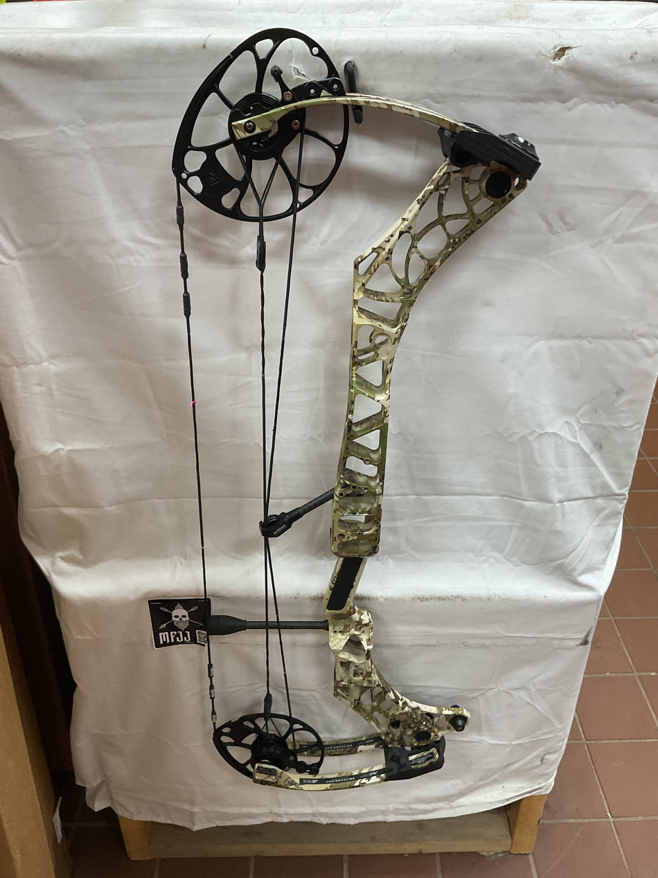 MATHEWS V3 31 - RH/Subalpine/60-75# - #MV331RHAS75 - 17 - USED BOW!!!