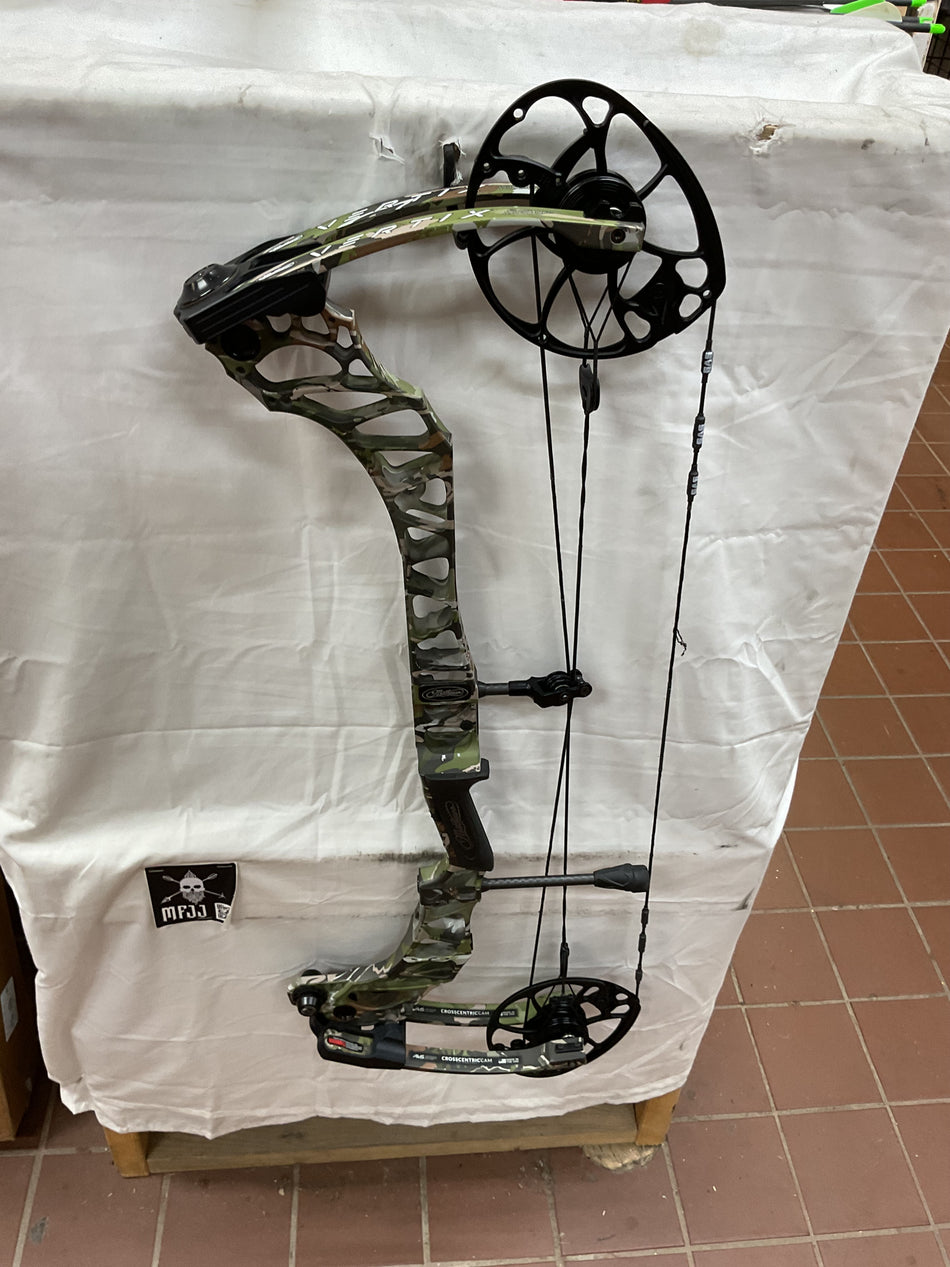 MATHEWS VERTIX - RH/Under Armour/60-75# - #MVRHUA75 - 14 - USED BOW!!!