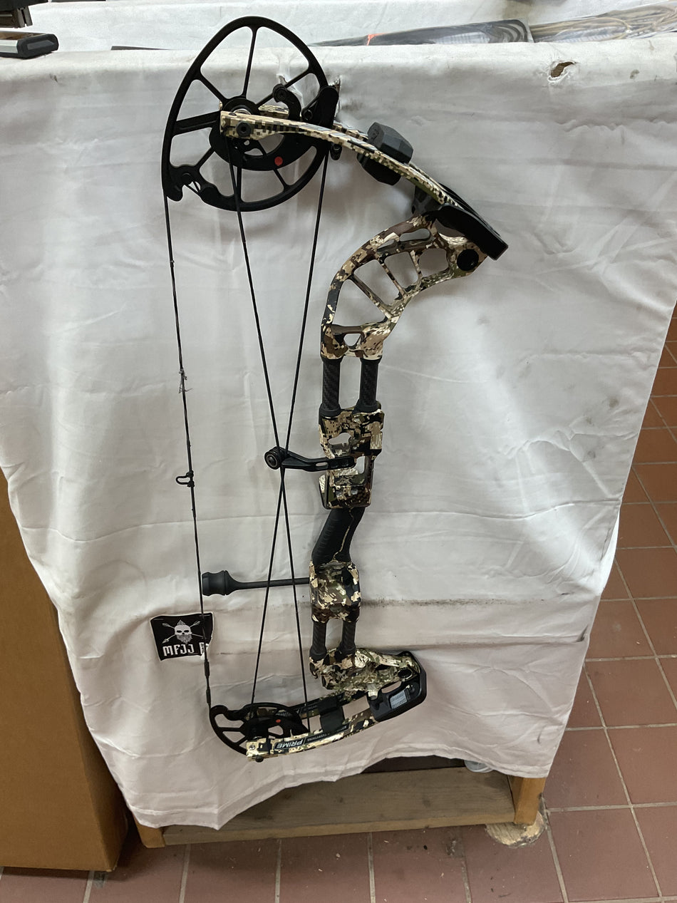 PRIME Divide 31 - RH/Sitka Subalpine/70 - PRMDVDE31RHSSA70- 3 - USED BOW!!!