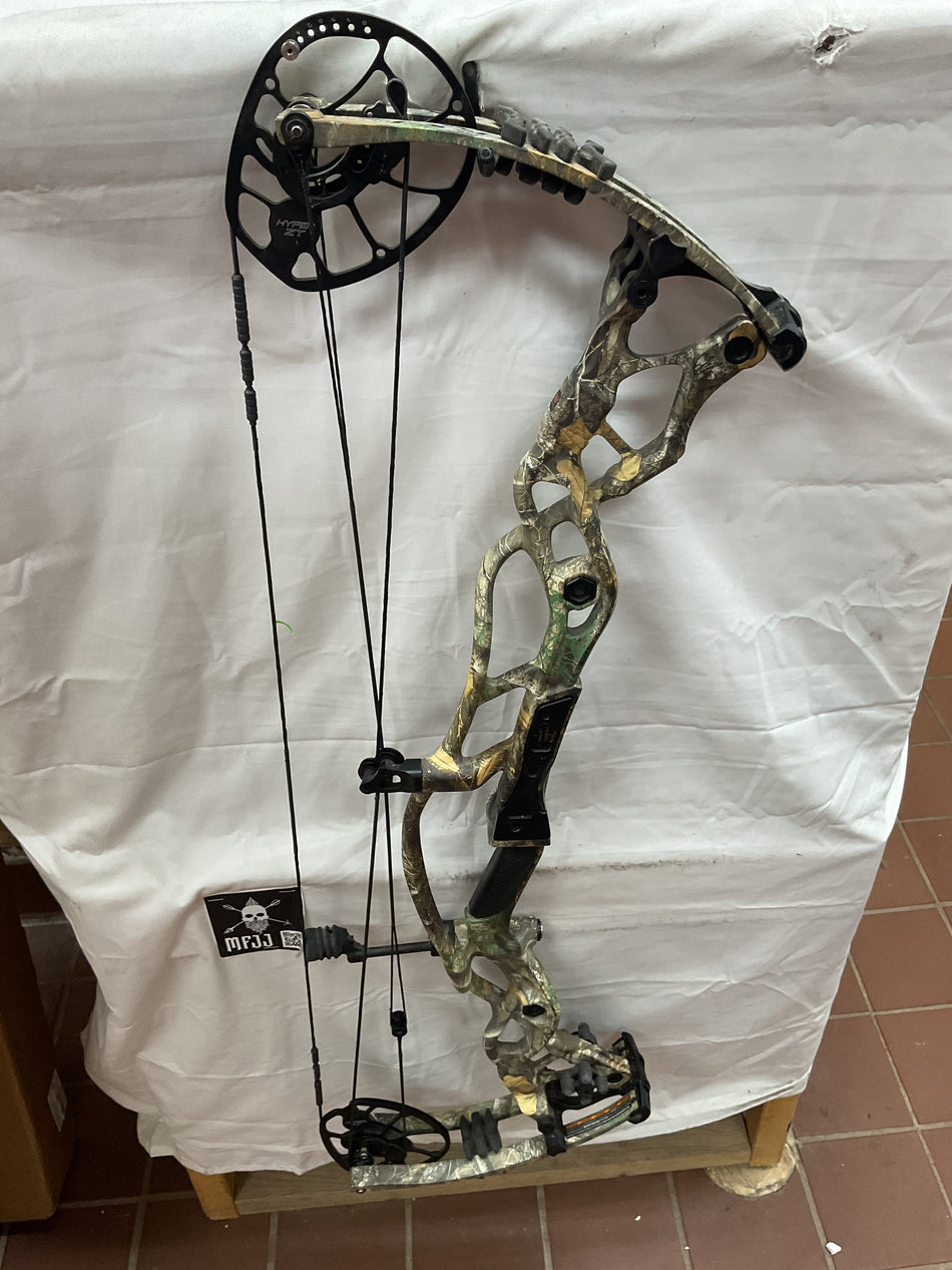 HOYT RX1 ULTRA - RH/REALTREE/70 - HRX1URHRT70 - 16 - USED BOW!!!
