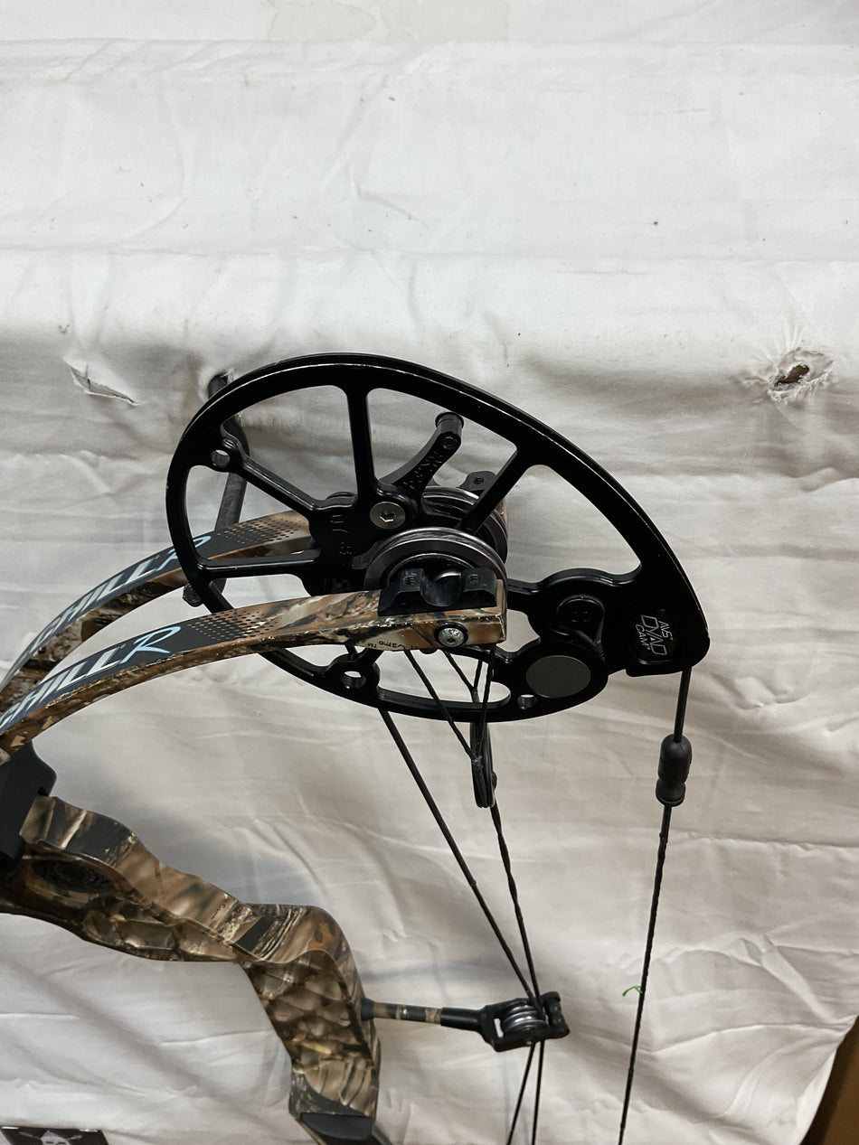 MATHEWS MONSTER CHILL R- RH/Realtree/70# -  MMCRHRT2870 - 4 - USED BOW!!!