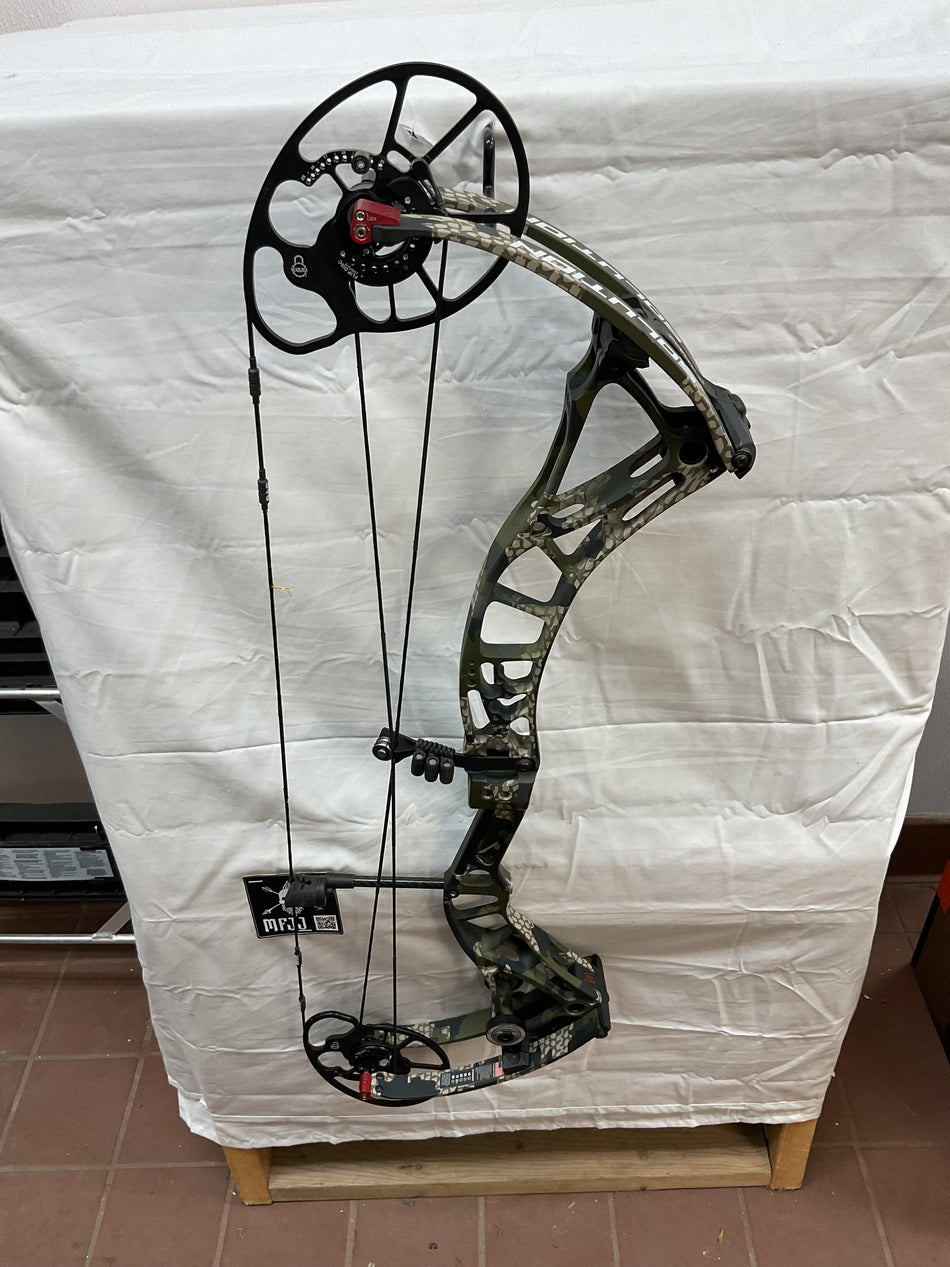 BOWTECH SOLUTION - RH/KUIU VERDE/70 - #BP34RHSOL70-5 - USED BOW!!!