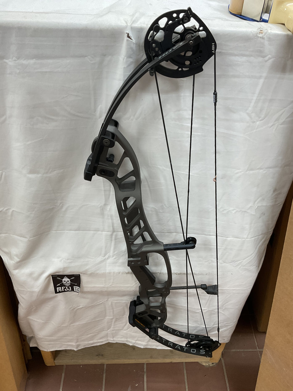 HOYT Stratos 36 - LH/Grey/60 - HS36LHW70 - 1 - USED BOW!!