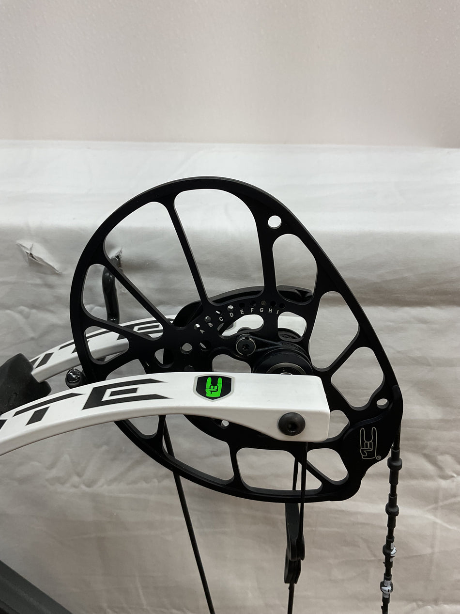 PSE UNITE - RH/STONE GRAY-WHITE/70# - #PSEUTRHSGWT70 - 2 - USED!!!