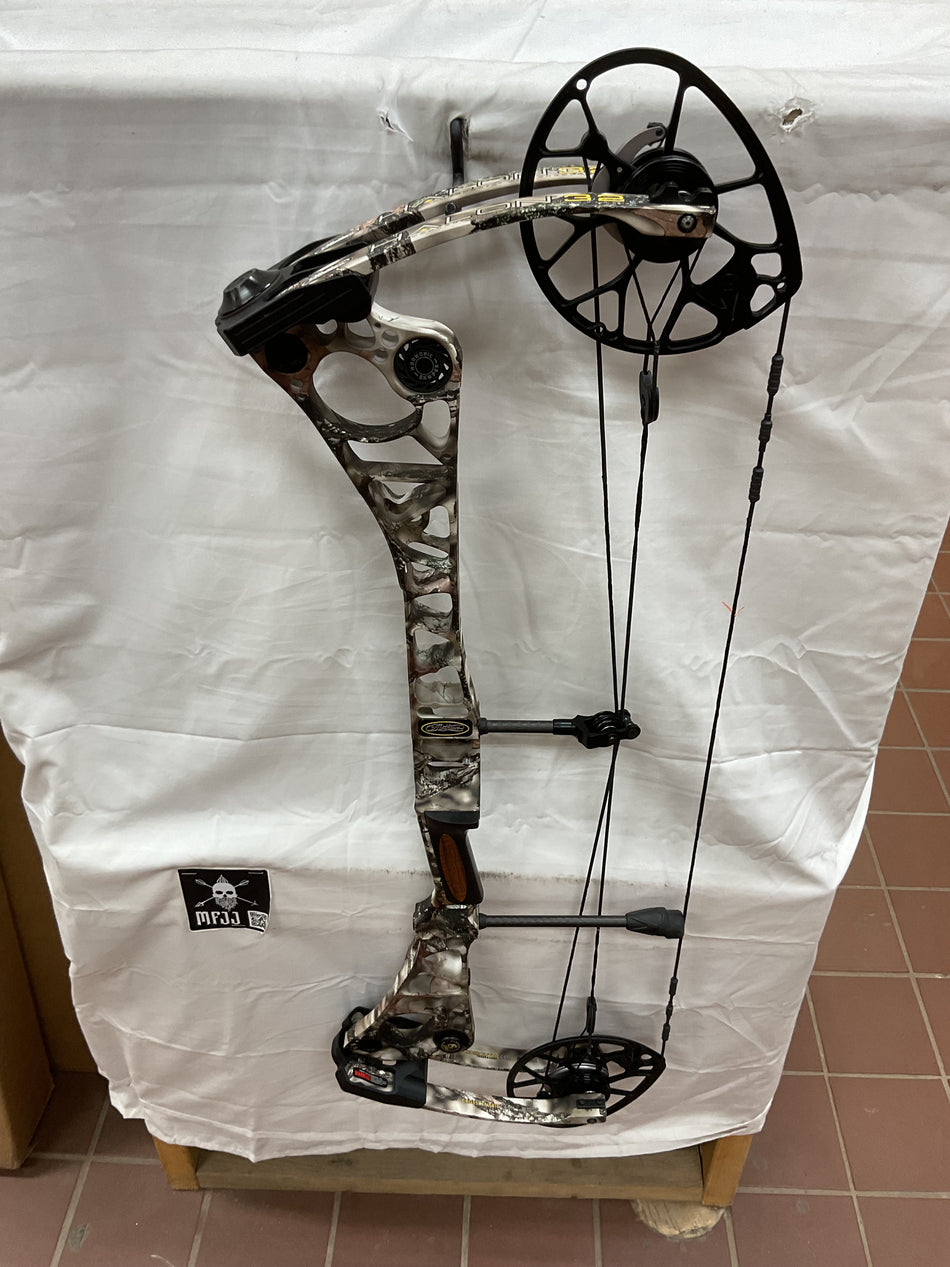 MATHEWS HALON 32 7 - RH/LOST XD/60 - MH327RHLXD60 - 10 - USED BOW!!!!
