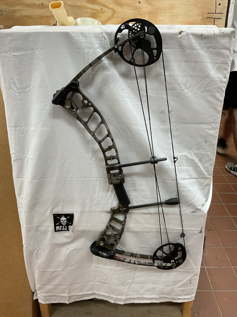 MISSION SWITCH - LH/Bottomland/70 - #MSRHBTM70 - 5 - USED BOW!!!