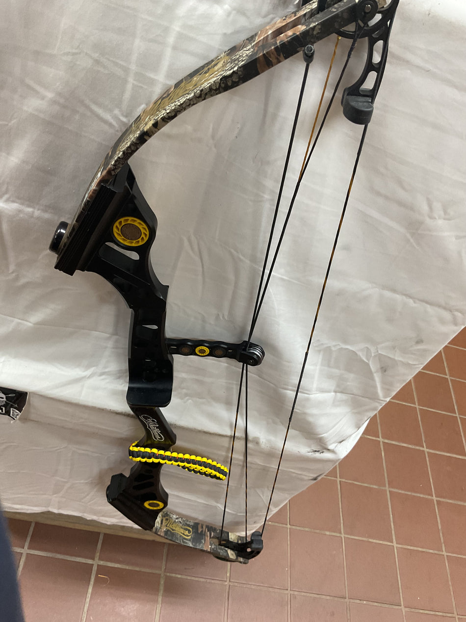 Mathews Conquest Apex/Black/RH-MCARHB60-PodiumOutlet-5