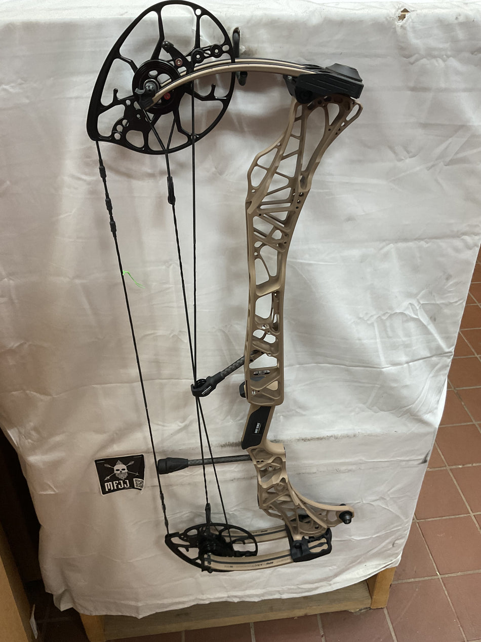 MATHEWS LIFT X 29.5 - RH/Earth/55-80# - #MLX29.5RHE5580-47-USED BOW!!!